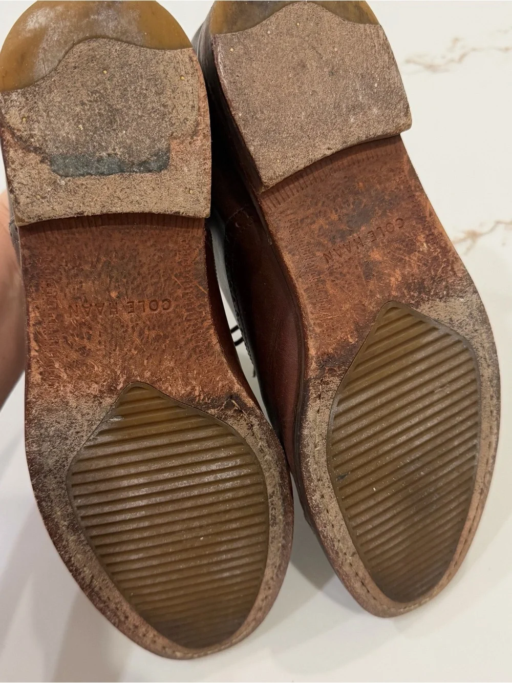 Men’s Cole Haan Grand.OS brown leather cap toe oxford dress shoes (size 8)